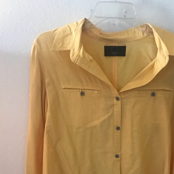 Dolce Vita Button Down Shirt - Picture 2 of 4